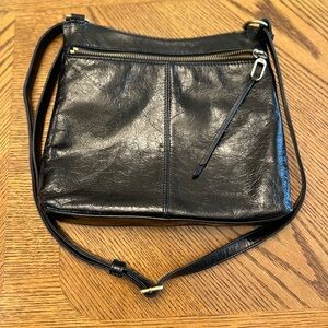 Hobo Cambell Crossbody. Excellent condition. Black polished leather.